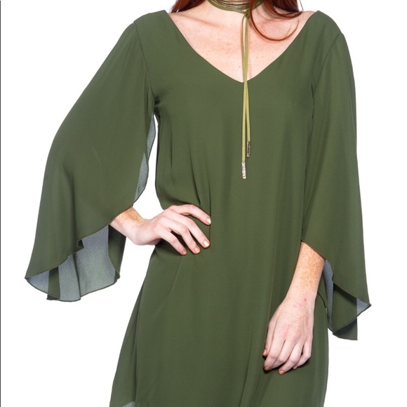 *NWOT* Women’s Fashion Shift Dress - Picture 2 of 4